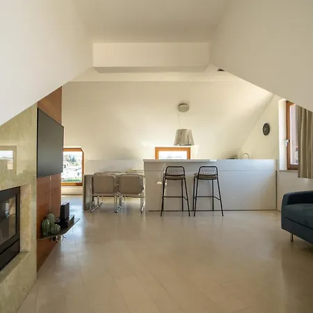 Sky Apartment *